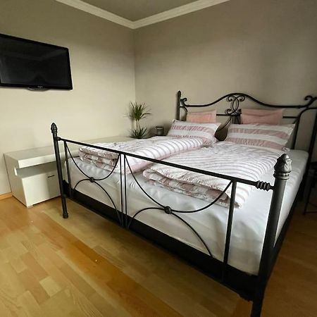 אשווגה Ferienwohnung Leuchtbergblick Mit Terrasse Und Pkw Stellplatz מראה חיצוני תמונה