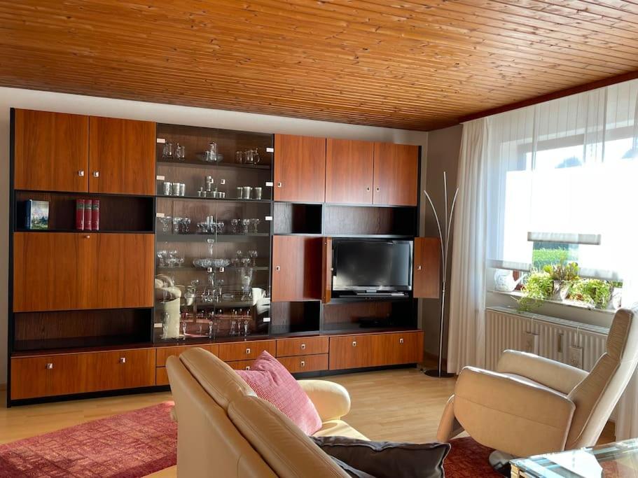 אשווגה Ferienwohnung Leuchtbergblick Mit Terrasse Und Pkw Stellplatz מראה חיצוני תמונה
