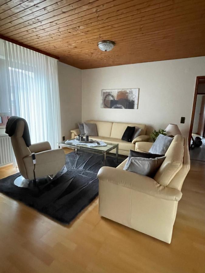 אשווגה Ferienwohnung Leuchtbergblick Mit Terrasse Und Pkw Stellplatz מראה חיצוני תמונה